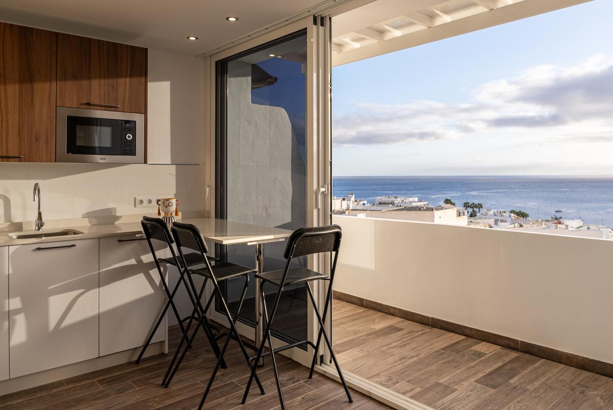 Ocean Suite Тиас Экстерьер фото